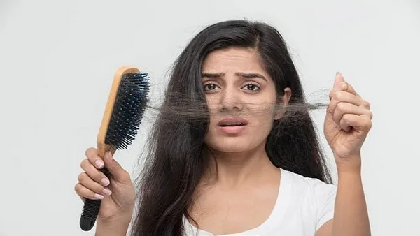 গোসলের পর ড্রেনে জমে থাকা চুল দেখে মন খারাপ হয়